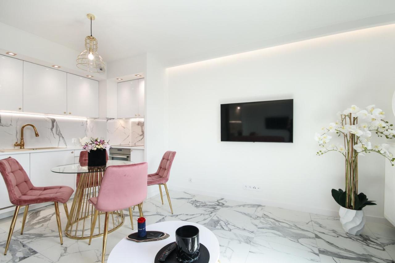 Apartamenty Hashtagwilda_Apartament Zloty Poznań Extérieur photo